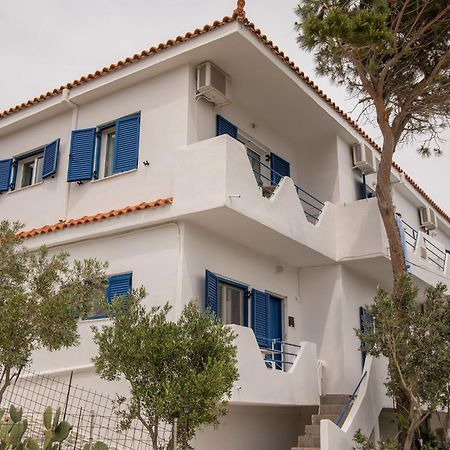 ארמניסטיס Haris Apartments 3-4 מראה חיצוני תמונה