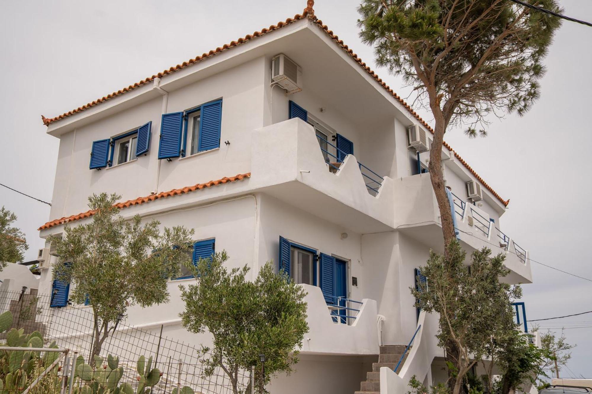 ארמניסטיס Haris Apartments 3-4 מראה חיצוני תמונה